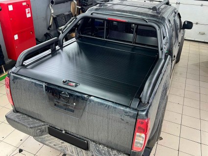 mekhanicheskaya-rolleta-na-kuzov-nissan-navara-d40 (4)